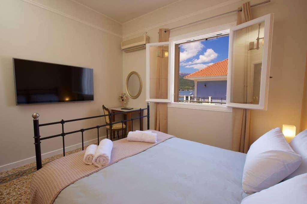 Casa Di Vito, 10M From Sami'S Main Square Apartment Екстериор снимка
