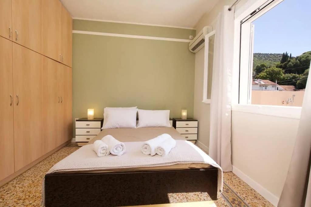 Casa Di Vito, 10M From Sami'S Main Square Apartment Екстериор снимка
